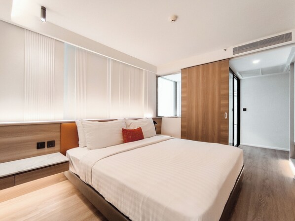 Down duvets, minibar, in-room safe, desk
