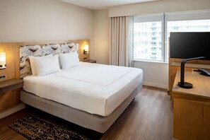 Hypo-allergenic bedding, in-room safe, desk, blackout curtains - Hampton Inn & Suites Miami/Brickell-Downtown (Miami)