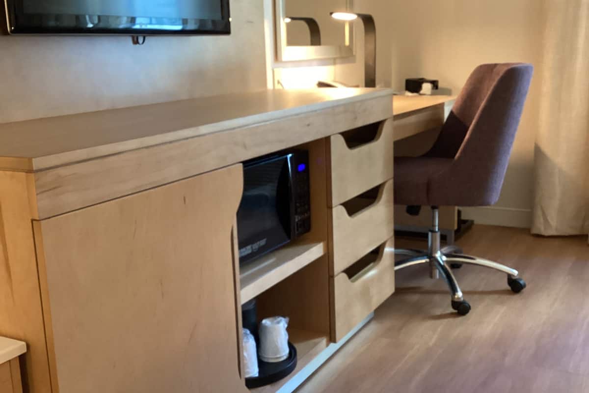 1 bedroom, hypo-allergenic bedding, in-room safe, desk