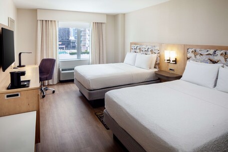 Hampton Inn Suites Miami Brickell Downtown - Image 40