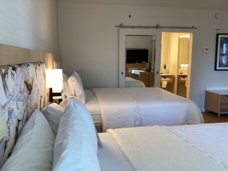 Hampton Inn Suites Miami Brickell Downtown - Image 69