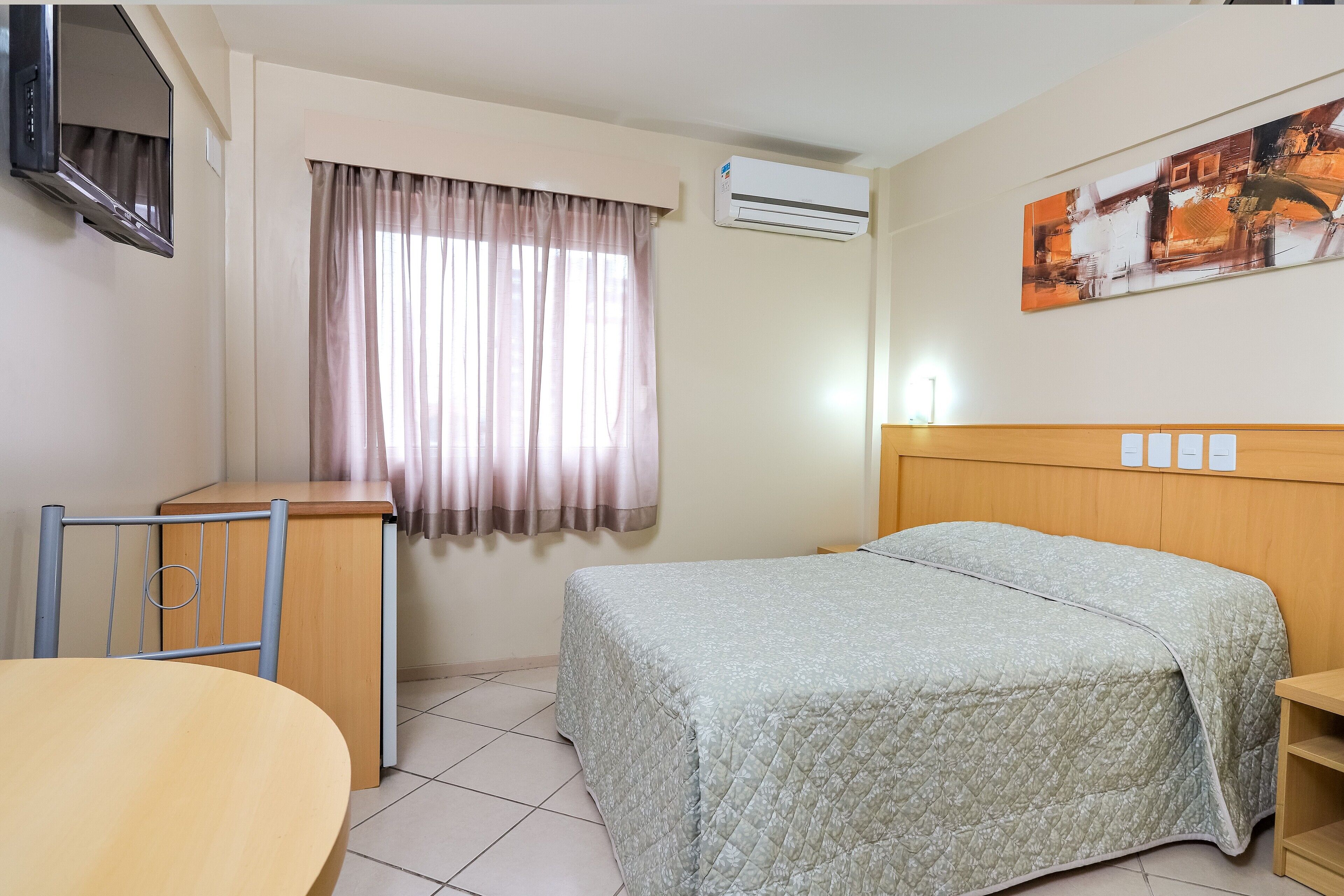 minibar, in-room safe, desk, blackout curtains