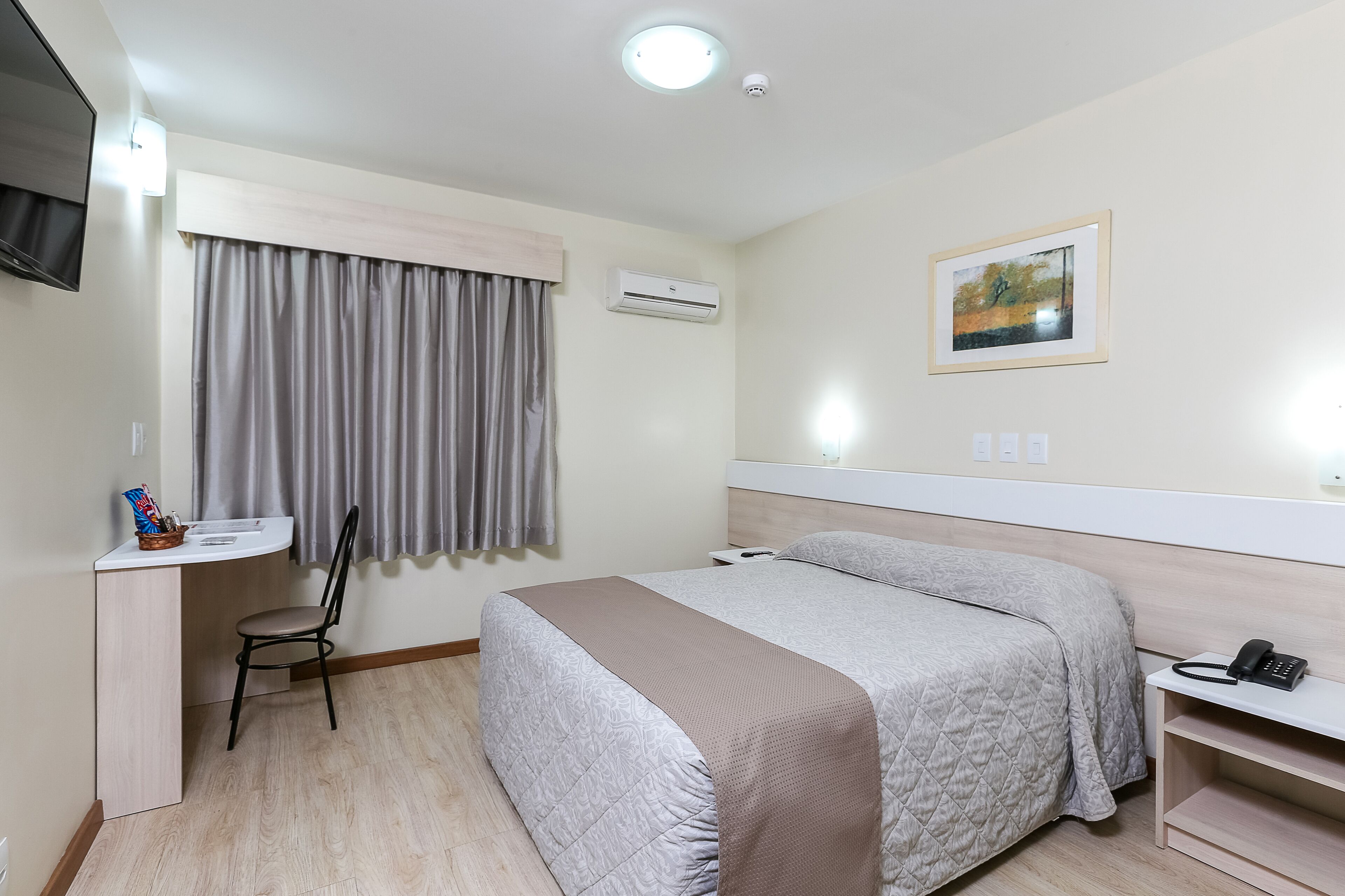 1 bedroom, minibar, in-room safe, desk