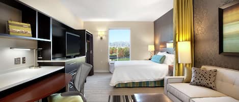 1 bedroom, in-room safe, desk, laptop workspace