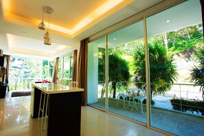 Suite, 1 Bedroom | Bathroom | Shower, rainfall showerhead, free toiletries, hair dryer