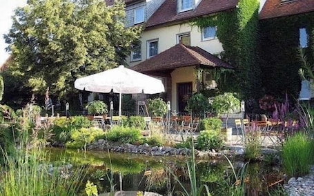 Exterior. Landgasthof Wellmann