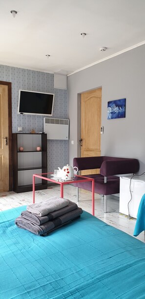Traditional Double or Twin Room, 1 Bedroom, Non Smoking, Bathtub