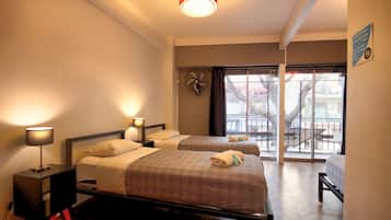 Iron/ironing board, free WiFi, bed sheets