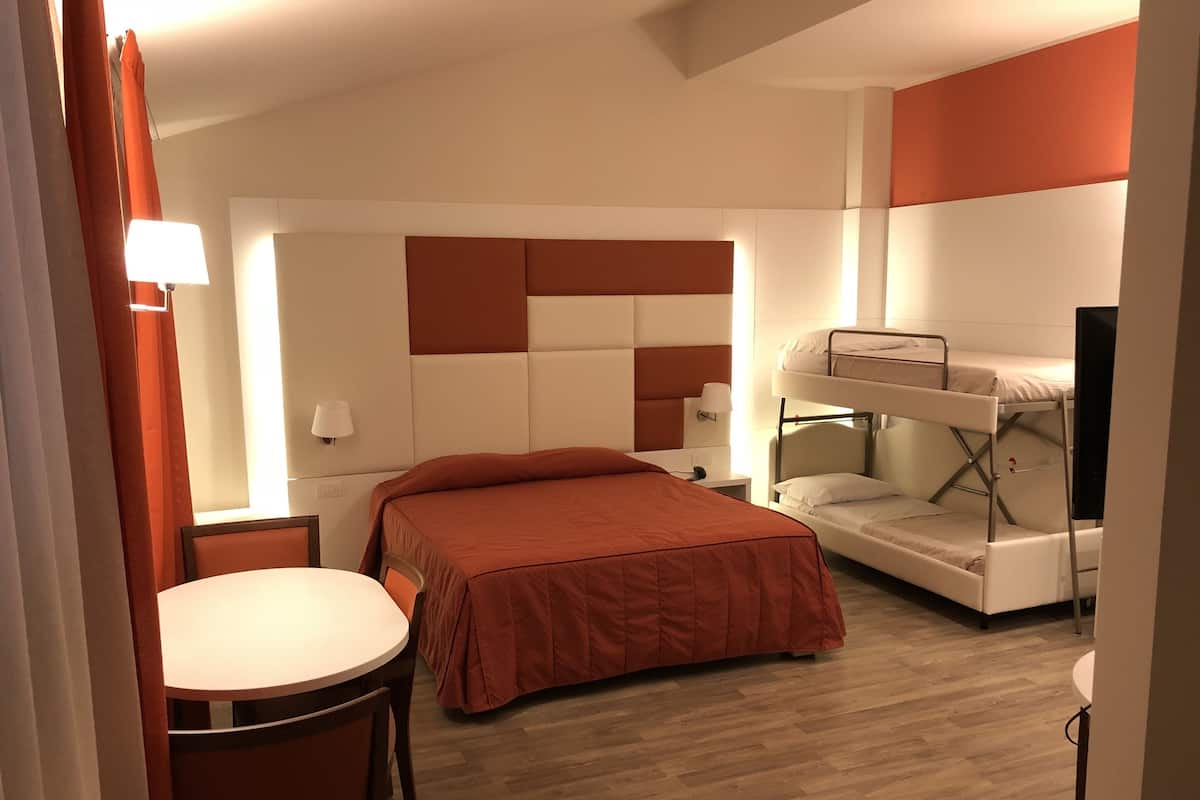 Minibar, in-room safe, desk, blackout drapes