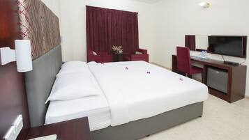 Premium bedding, Select Comfort beds, in-room safe