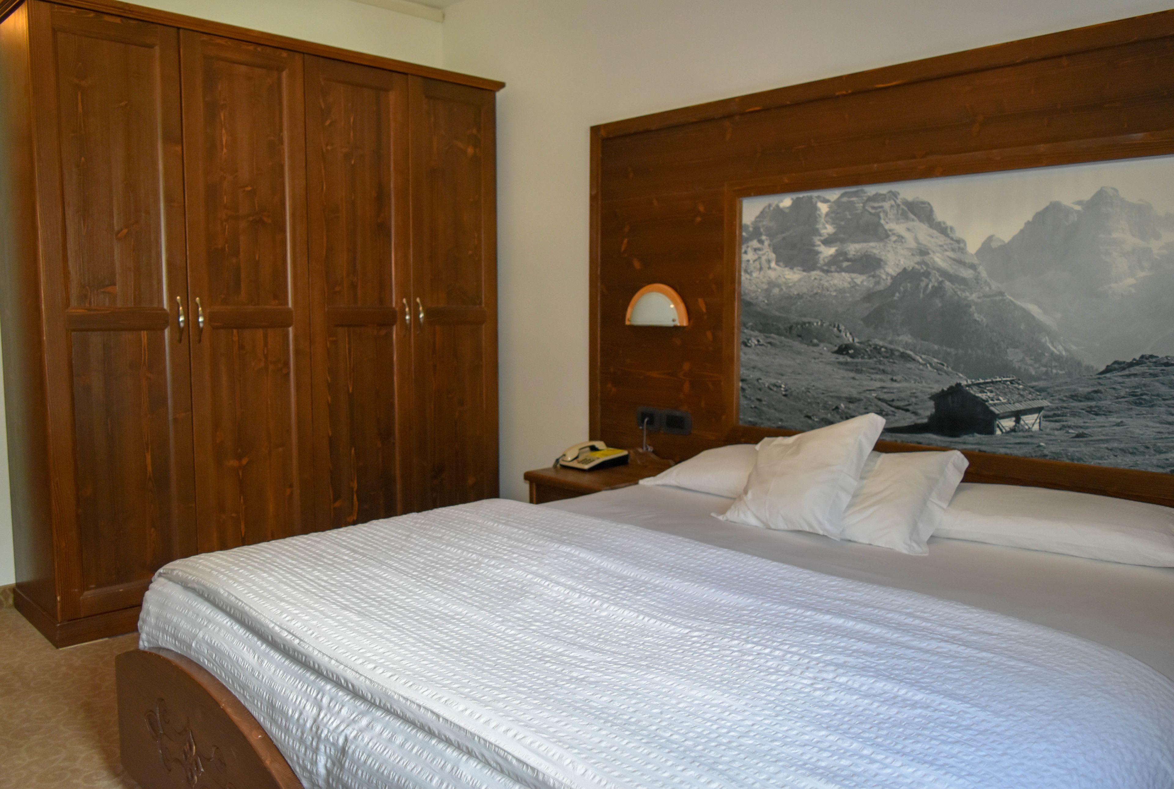 double or twin room | down duvets, in-room safe, desk, soundproofing