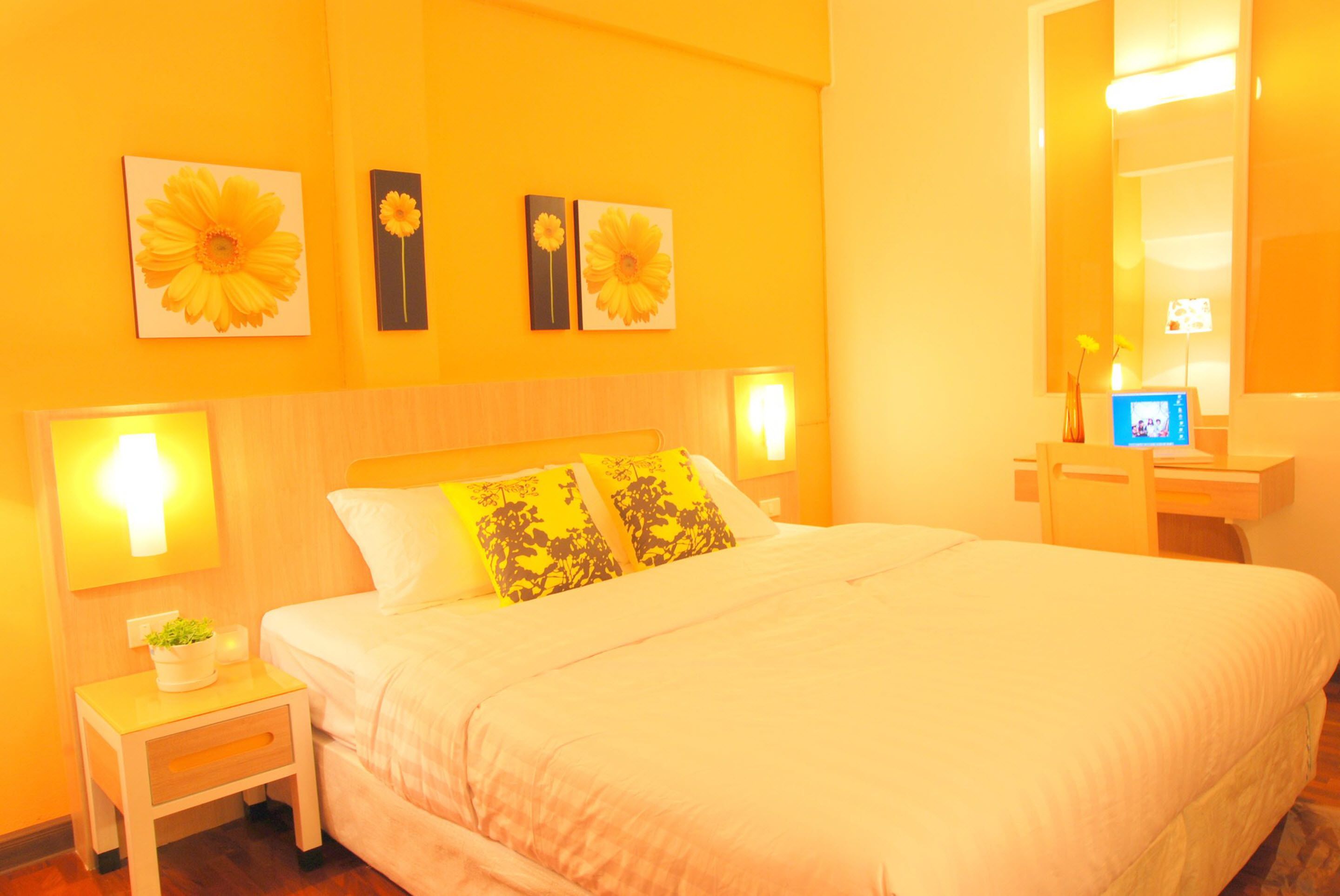 superior room | minibar, in-room safe, desk, rollaway beds