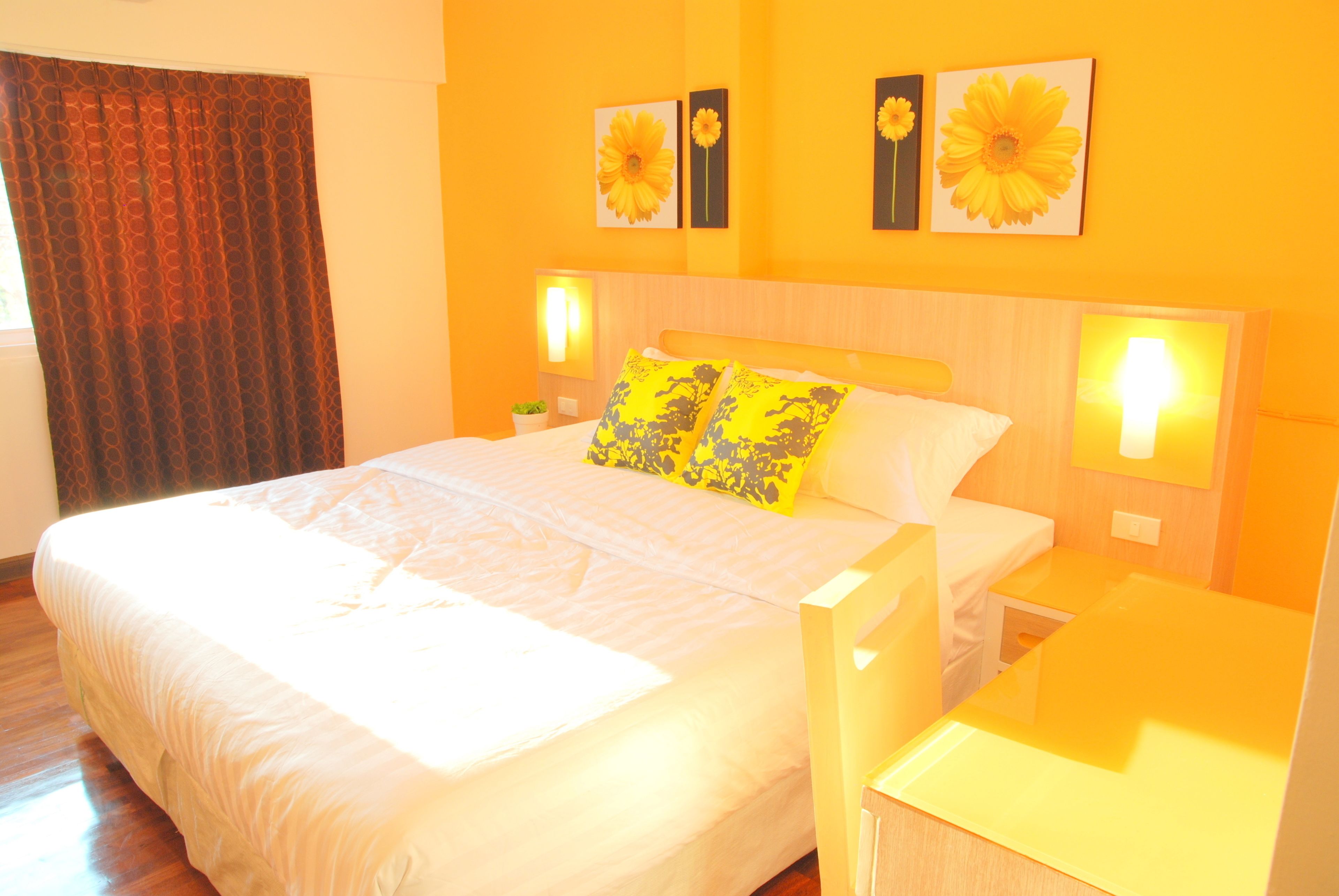 superior room | minibar, in-room safe, desk, rollaway beds