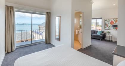 Bay 10 Accommodation