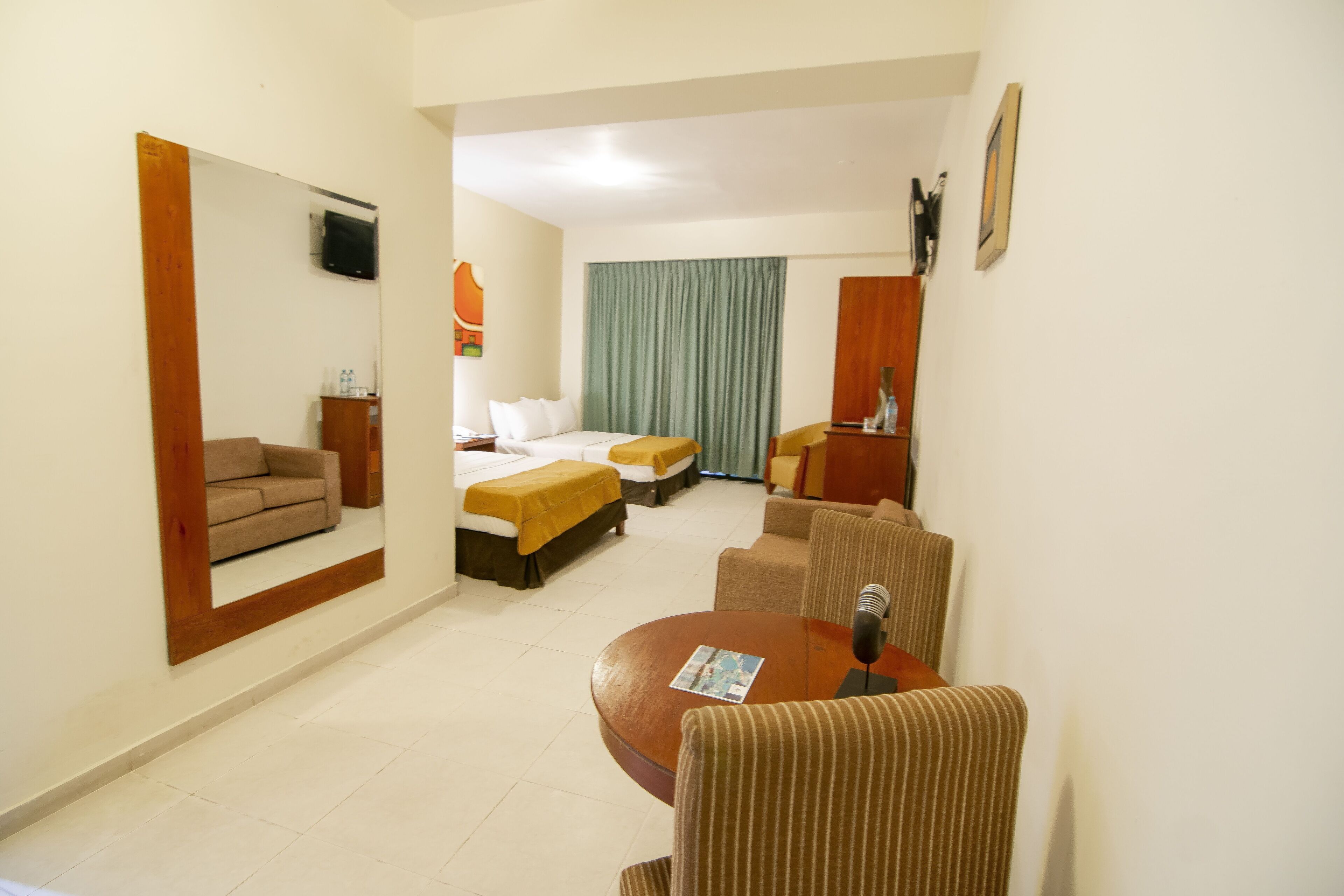Foto - El Dorado Express Hotel