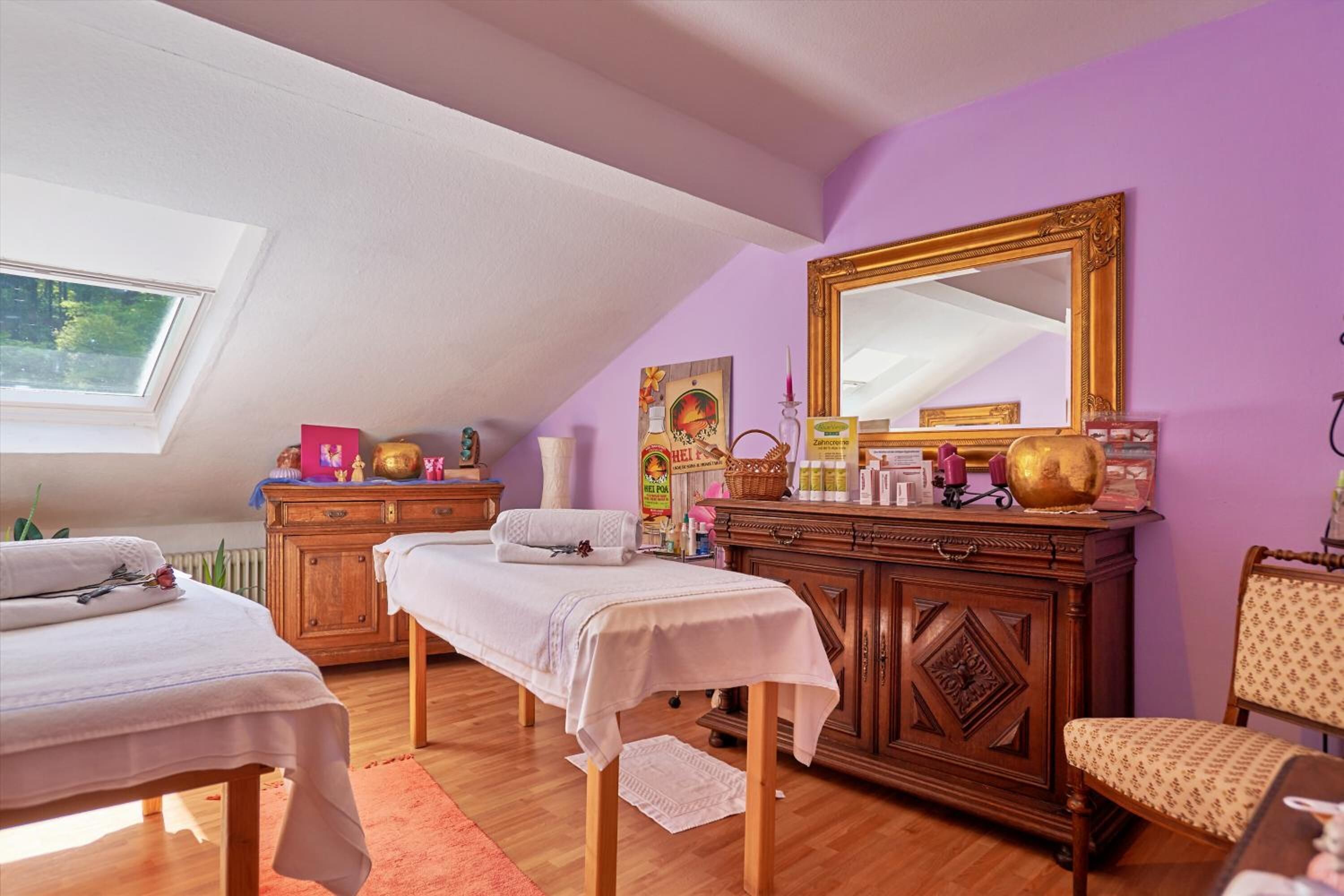 couples treatment room(s), body treatments, body wraps, body scrubs