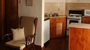 Private kitchen - Camdeboo Cottages (Graaff-Reinet)