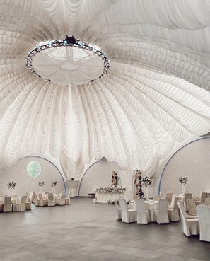 Innenbereich für Hochzeiten