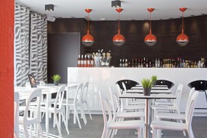 Daily full breakfast (EUR 15 per person)