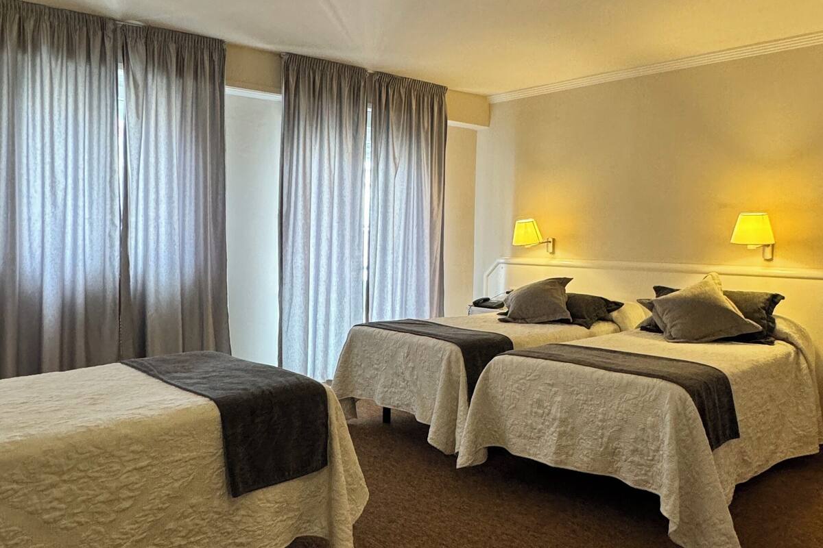 Premium bedding, desk, WiFi (free), bed sheets