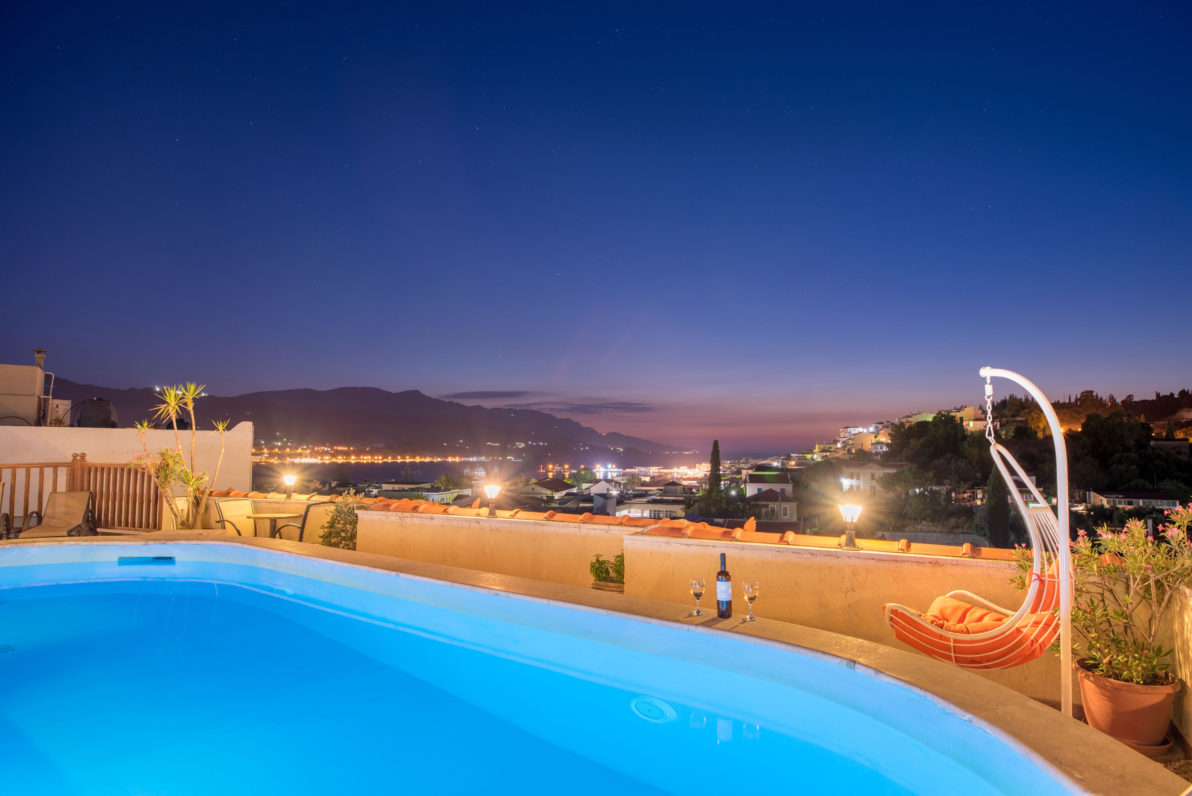 Photo - Virginia Hotel