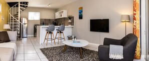 Royal Suite, 1 Bedroom | Premium bedding, in-room safe, desk, laptop workspace - Paradera Park Aruba (Paradera)