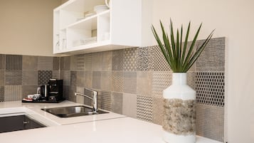 Suite Royal, 1 habitación | Ropa de cama de alta calidad y caja de seguridad en la habitación