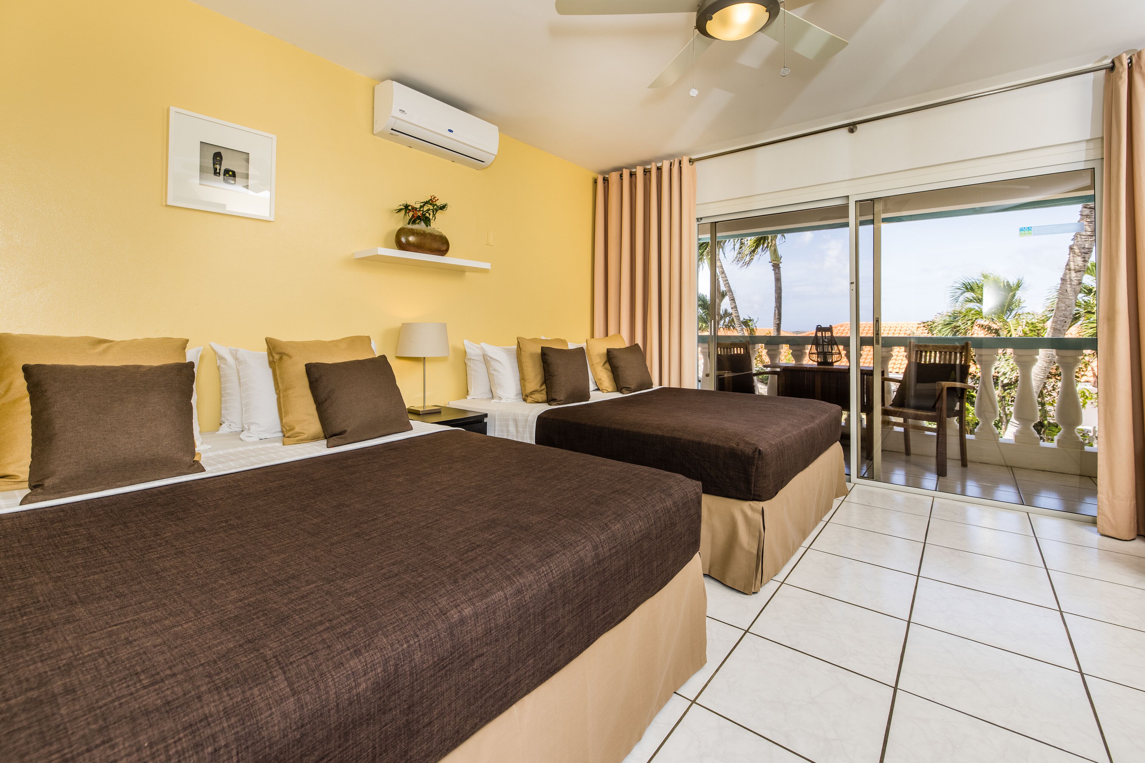 royal suite, 1 bedroom | premium bedding, in-room safe, desk, laptop workspace