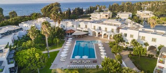 Alexandra Beach Hotel