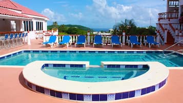 Piscina all'aperto