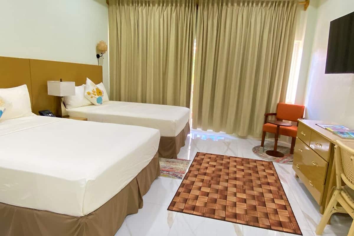 1 bedroom, in-room safe, desk, soundproofing