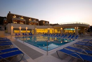 Outdoor pool - Aegean Dream Hotel (Chios)