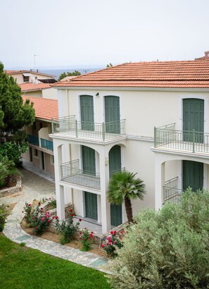 Studio - Kyveli Apartments (Chios)