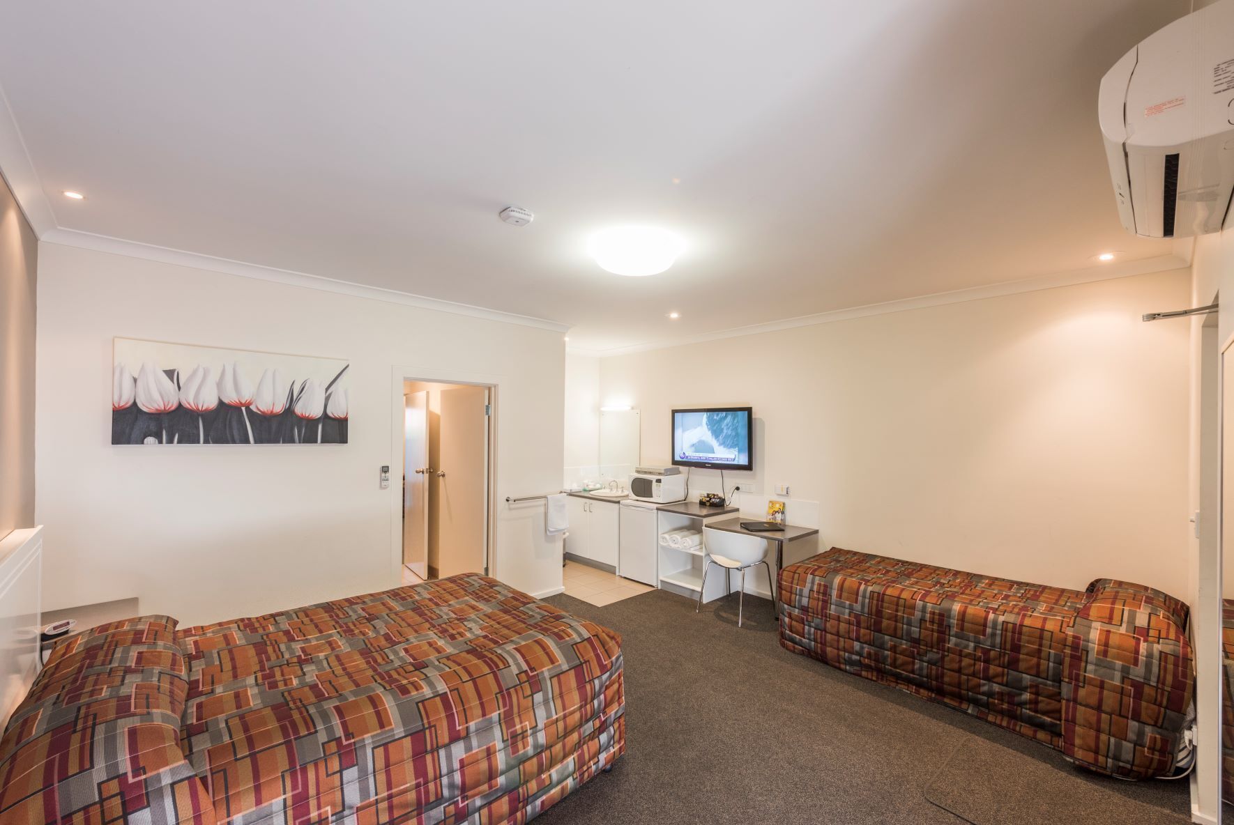Standard (Two Bedroom Unit) | Premium bedding, pillowtop beds, minibar, desk