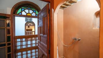 Standard Double Room (Yasmine) | Bathroom | Shower, rainfall showerhead, free toiletries, hair dryer