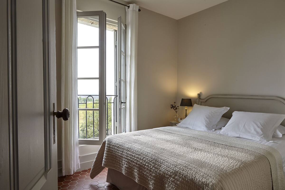 コンフォート アパートメント (Les appartements Du Chateau) | 高級寝具、WiFi (無料)、ベッドシーツ