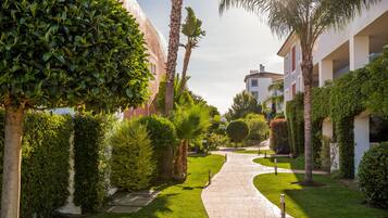 Khuôn viên nơi lưu trú