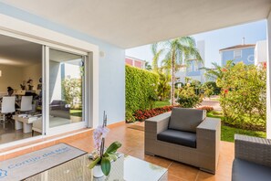 Lobby sitting area -  Apartamentos Cortijo del Mar Resort (Estepona)