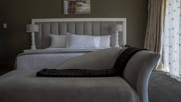 1 Schlafzimmer, hochwertige Bettwaren, Minibar, Zimmersafe