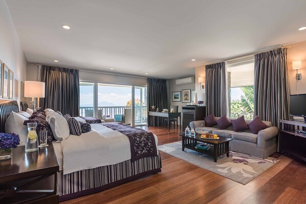 VIP Premier Suite One King Bed