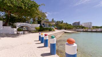 Sun loungers, scuba diving
