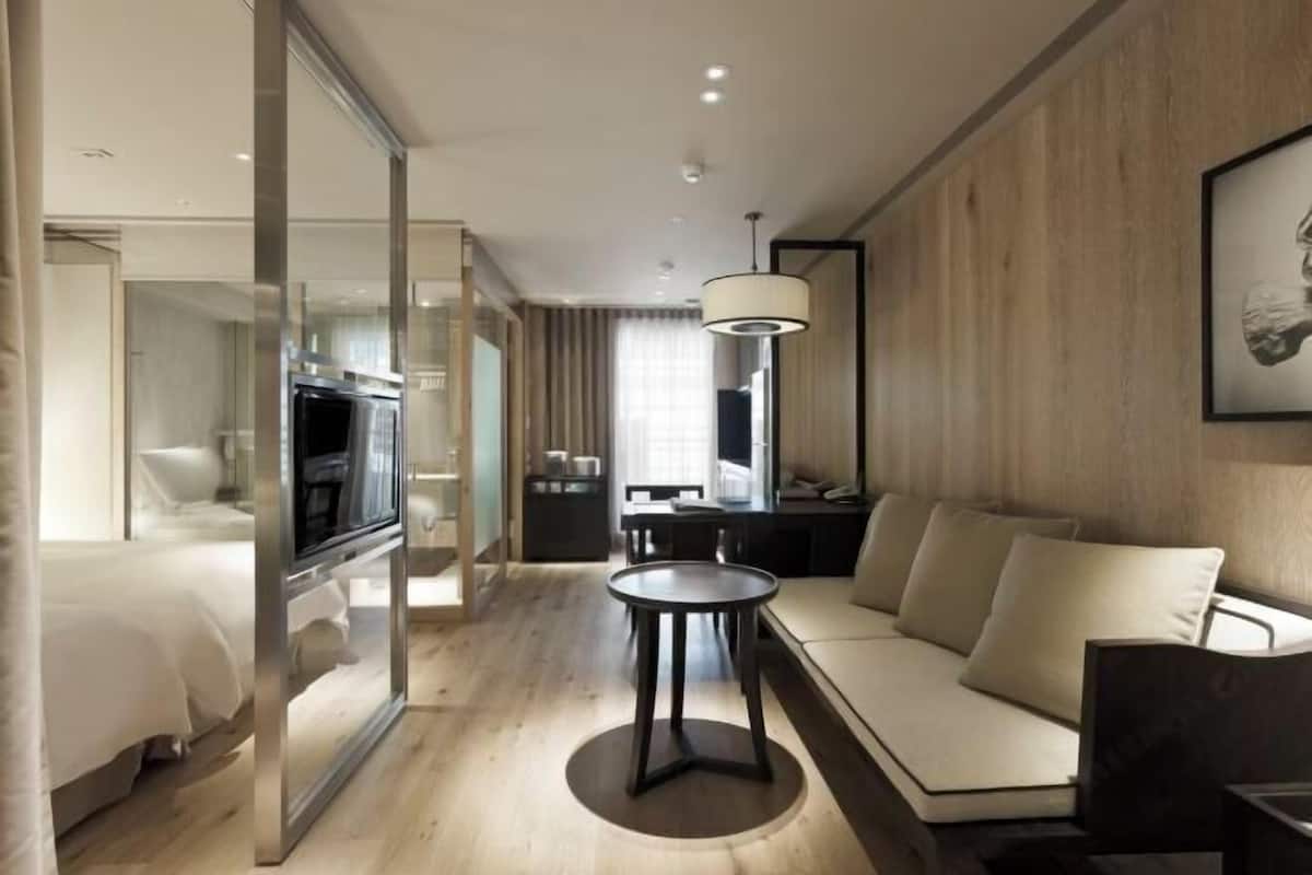 1 chambre, couette en duvet d'oie, minibar