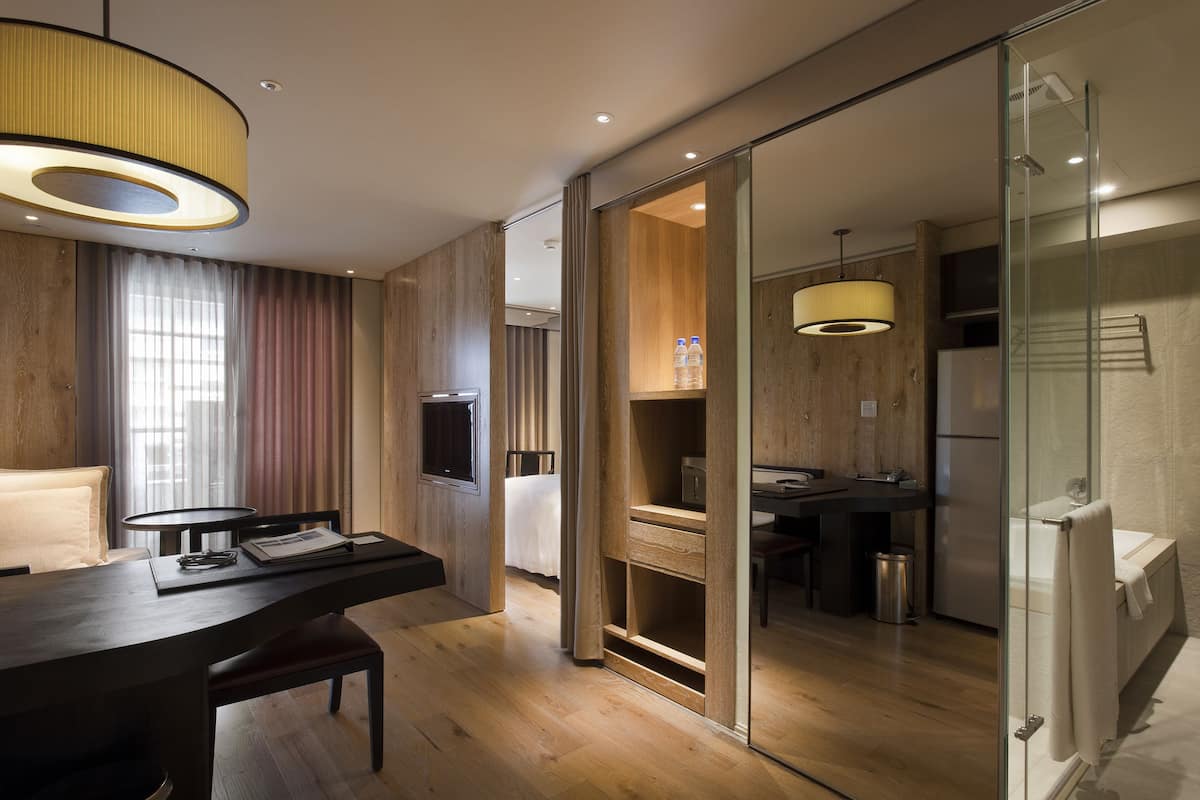 Abundance Room, 1 Double Bed | Coin séjour