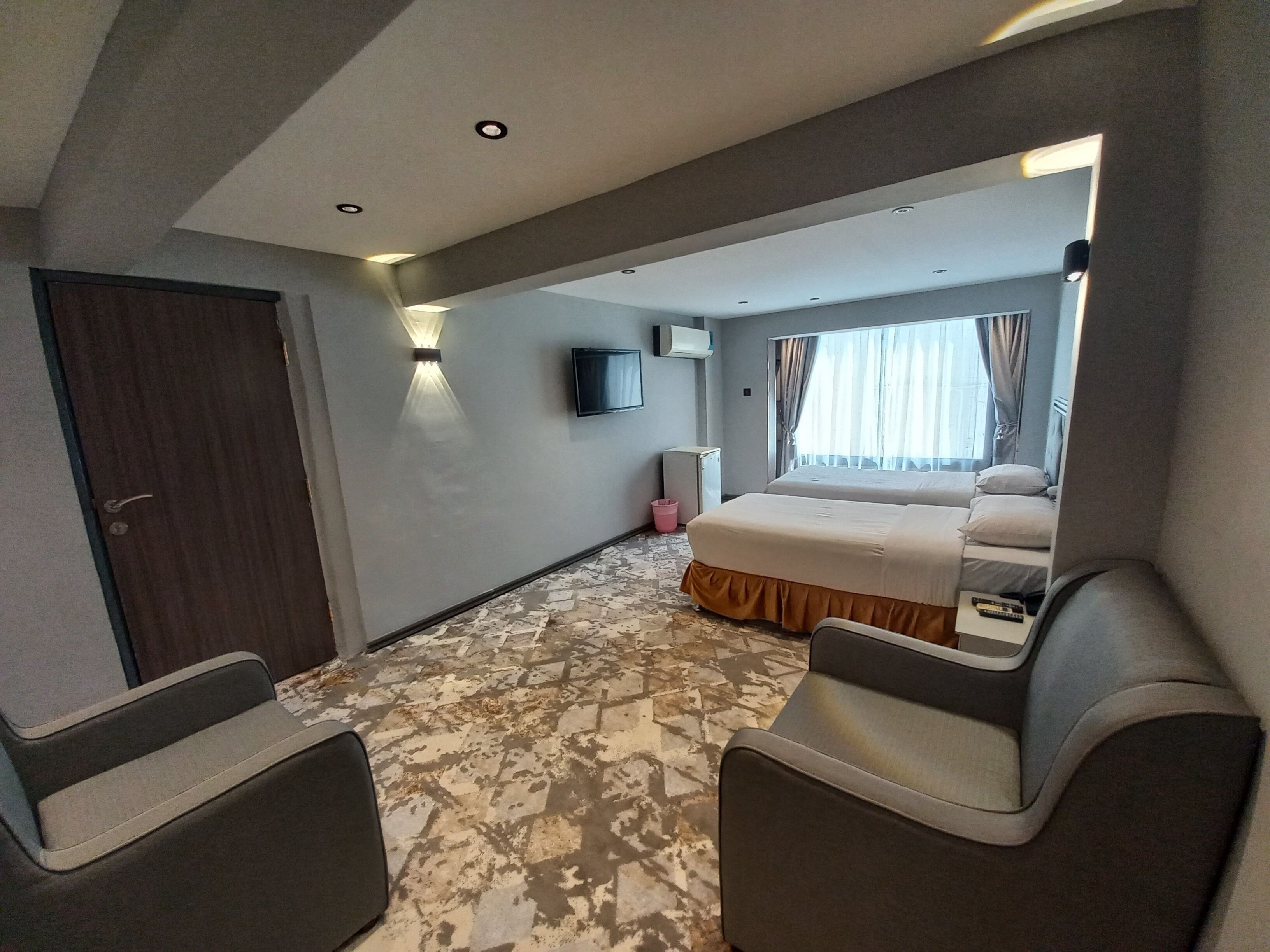 standard twin room | free wifi, bed sheets