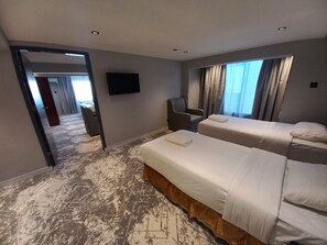 Family Room | Free WiFi, bed sheets