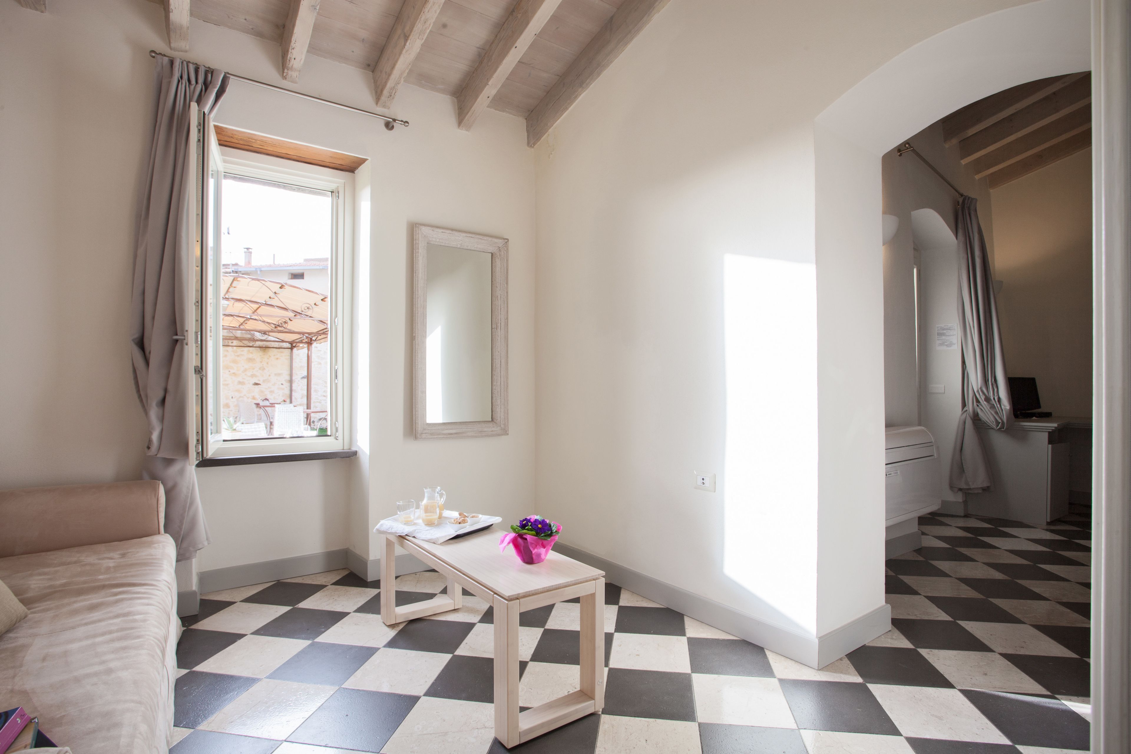 suite | living area | 16-inch flat-screen tv with satellite channels, tv