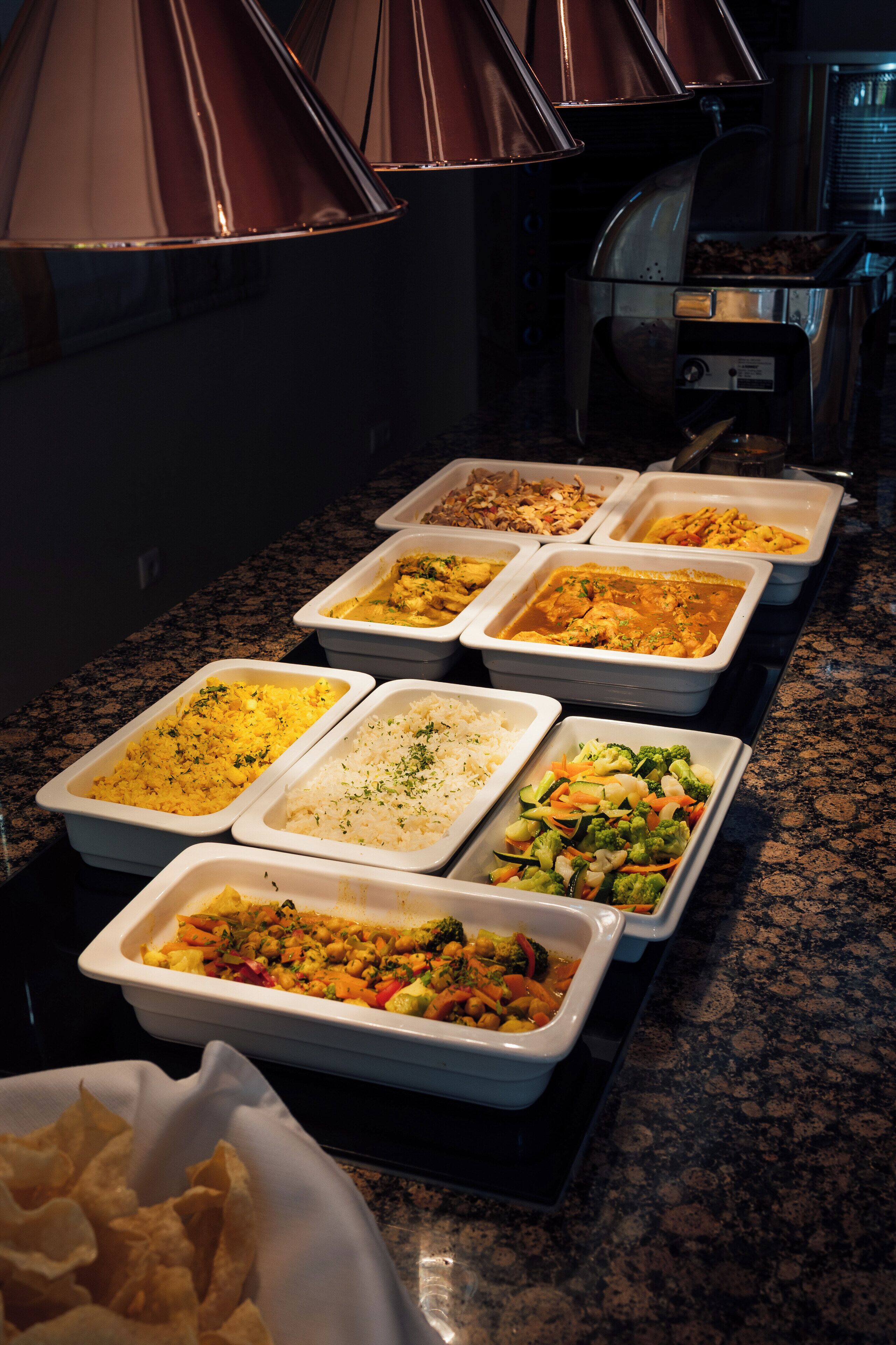 Alimentos y bebidas