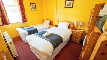 Quadruple Room, Private Bathroom