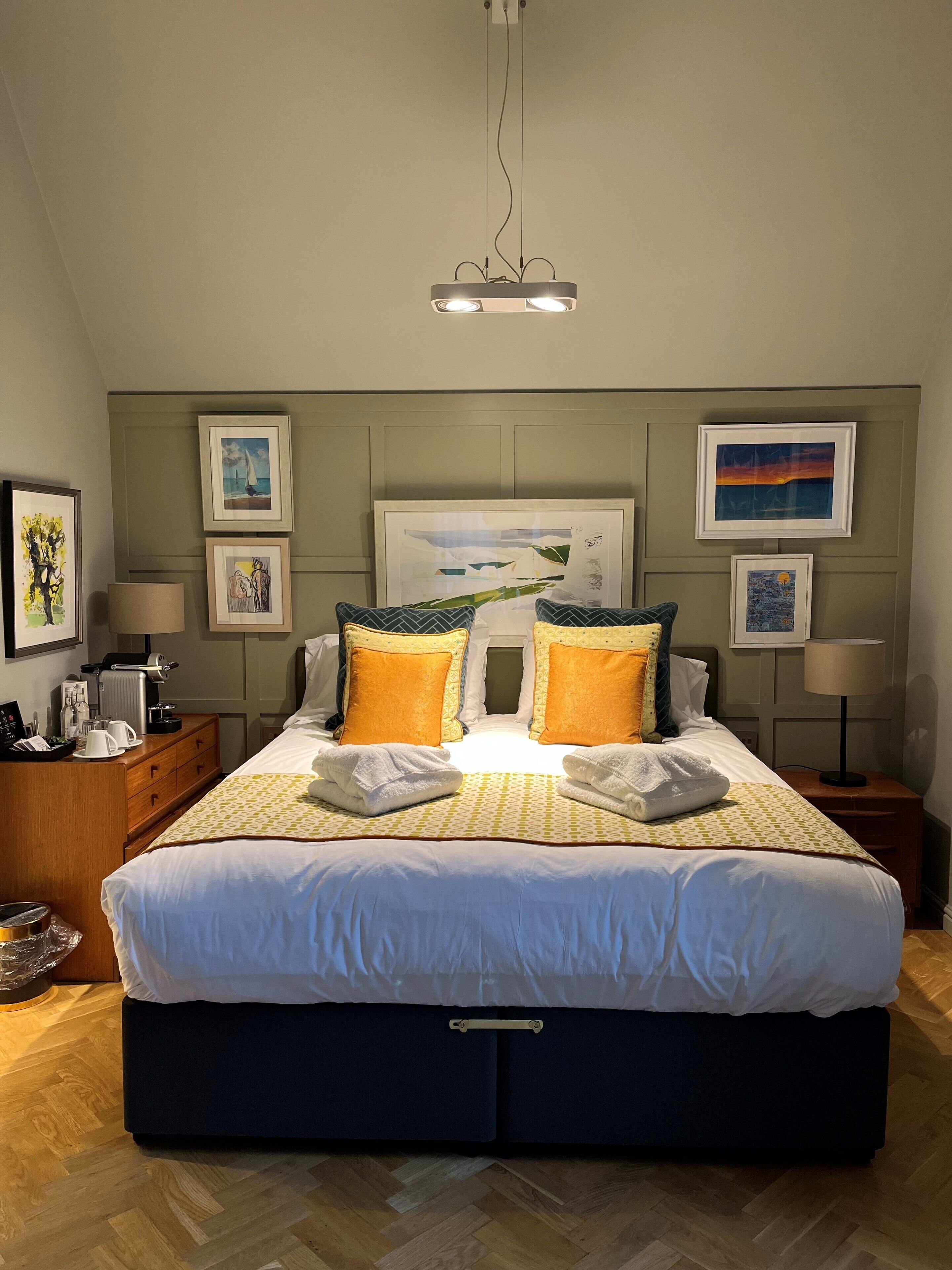 Deluxe Double Room | In-room safe, individually decorated, individually furnished, desk