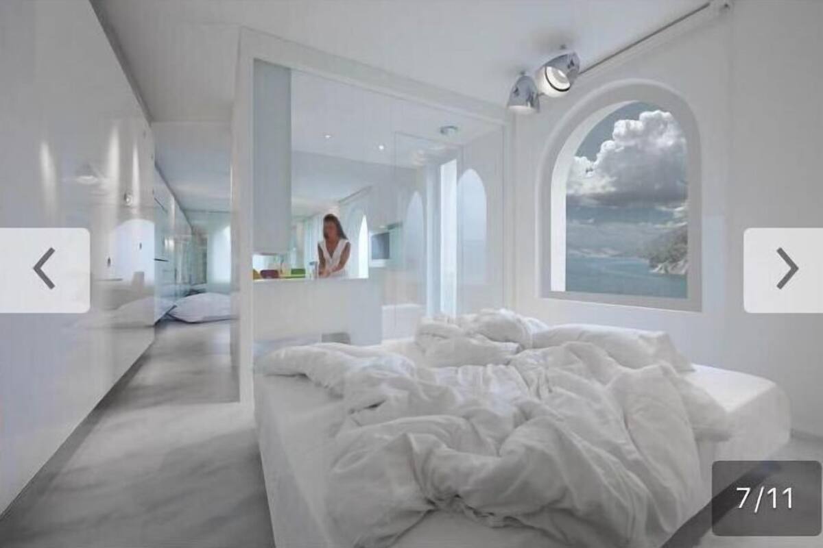 Design Loft, 1 Bedroom, Lake View | WiFi (free), bed sheets